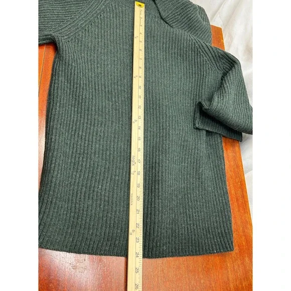 Banana Republic Green Cowl Neck Sweater - Picture 6 of 6